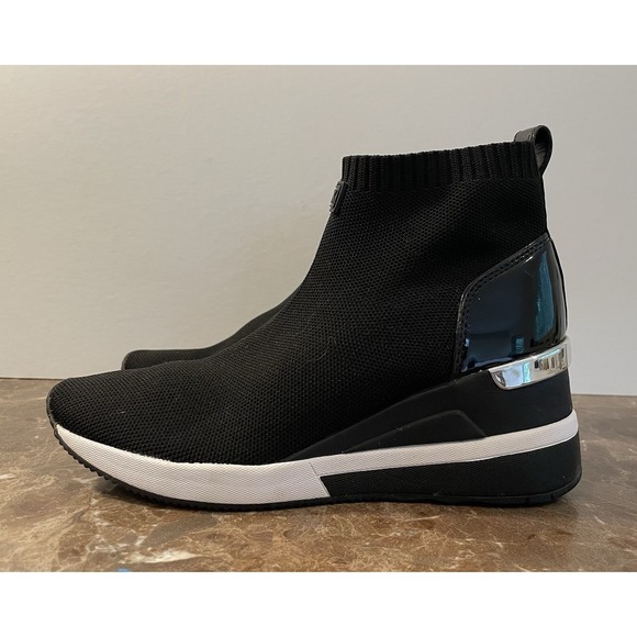 Michael Kors Womens Skyler Black Knit Stretch Wedge Bootie Travel Moonboot 7M - Picture 8 of 16